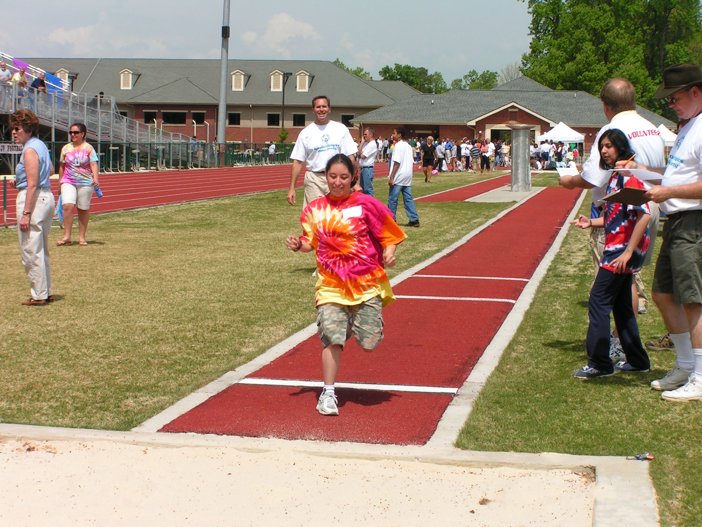 ./2006/Special Olympics Track/TrackSO 4-19 0010.JPG